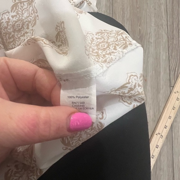 J CREW XXS Popover Tunic Top Blouse Printed Medallion Paisley White Tan - Picture 8 of 8